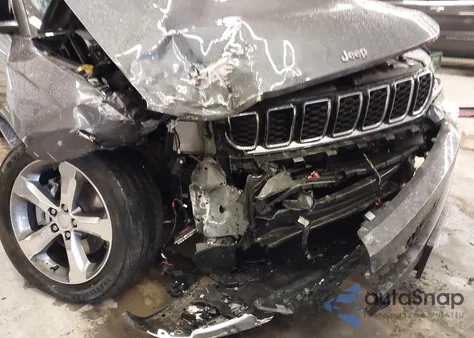 2021 Jeep Grand Cherokee L Limited 4X4 from USA, damaged, VIN 1C4RJKBG9M8190642